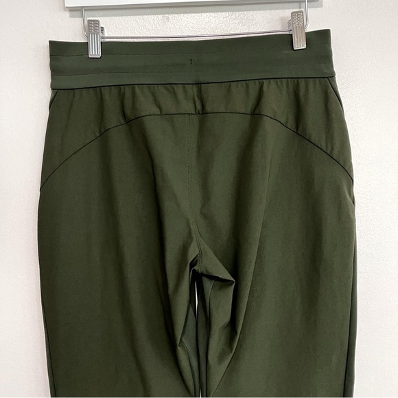Athleta Headlands Hybrid Trek Jogger Dark Olive Green Pants Size 8 - Picture 9 of 13